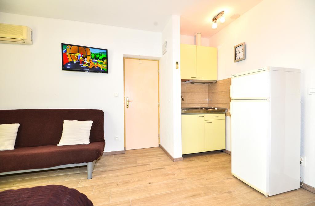Apartments Sonja Тучепи Экстерьер фото